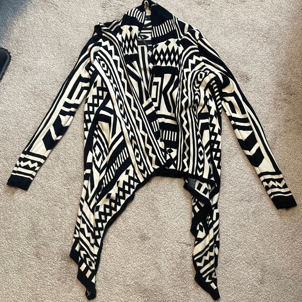 Women’s Tribal Cardigan